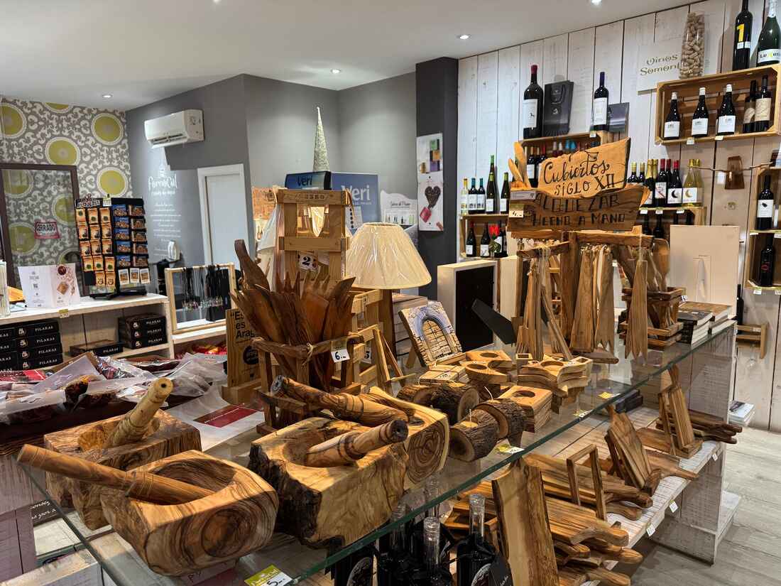 Productos frescos locales en la tienda Fornocal