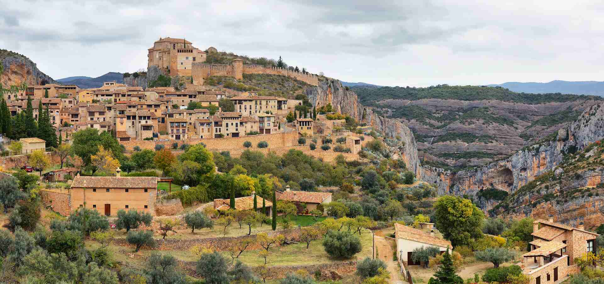 pueblo dentro de los pueblos más bonitos del mundo, alquézar Huesca