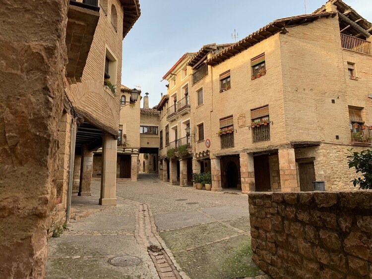 que hacer en alquezar